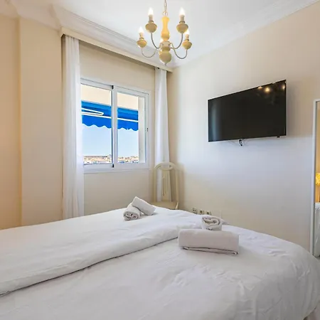 Apartment Puerto Banus, Marina Banus, 2br, 2bth, Seaviews And Parking *
