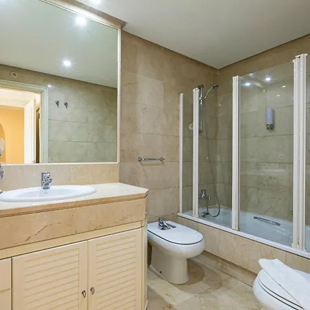 Puerto Banus, Marina Banus, 2br, 2bth, Seaviews And Parking *